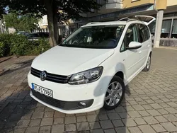 Weiß Gebraucht 2014 VW Touran Cup Van / Kleinbus | 6.999 € (Fairer Preis)
