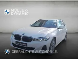 Weiß Gebraucht 2024 BMW 320 Sport Line Kombi | 38.990 € (Etwas zu teuer)