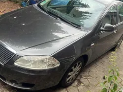 Grau Gebraucht 2006 Fiat Croma Dynamic Kombi | 1.500 €