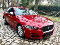 Firenze red Gebraucht 2017 Jaguar XE Pure Limousine | 16.990 € (Superpreis)