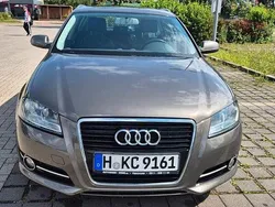 Grau Gebraucht 2011 Audi A3 Sportback Attraction Limousine | 4.500 € (Guter Preis)