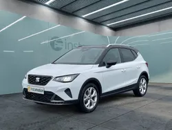 Weiß Gebraucht 2025 Seat Arona FR SUV | 27.395 € (Fairer Preis)