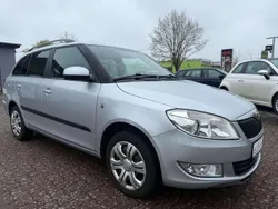 Grau Gebraucht 2013 Skoda Fabia Fresh Kombi | 5.850 € (Fairer Preis)