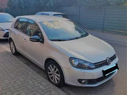 Grau Gebraucht 2011 VW Golf VI Style Limousine | 5.200 € (Fairer Preis)