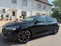 Schwarz Gebraucht 2019 Ford Focus ST-Line Limousine | 7.999 € (Superpreis)