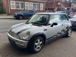 Silber Gebraucht 2002 Mini Cooper Kleinwagen | 1.950 €