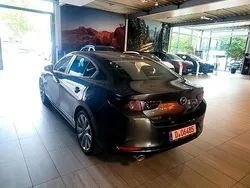 Braun Gebraucht 2021 Mazda 3 Limousine | 21.000 € (Guter Preis)