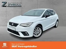 Weiß Gebraucht 2024 Seat Ibiza FR Limousine | 18.490 € (Fairer Preis)
