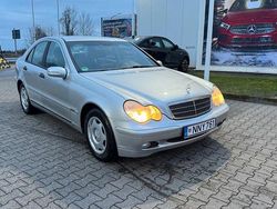 Silber Gebraucht 2003 Mercedes C180 Classic Limousine | 2.799 € (Fairer Preis)