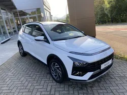 Weiß Gebraucht 2024 Hyundai Bayon Trend SUV | 21.950 € (Fairer Preis)