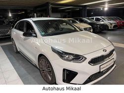 Weiß Gebraucht 2021 Kia ProCeed GT-Line Kleinwagen | 23.999 € (Fairer Preis)