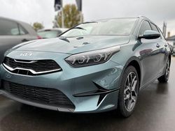 Grau Neu 2025 Kia Ceed Sportswagon Kombi | 26.974 €