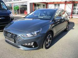 Stellar blue metallic Gebraucht 2021 Hyundai i30 Kombi | 13.980 € (Guter Preis)