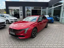 Rot Gebraucht 2024 Peugeot 508 GTi Kombi | 25.990 € (Etwas zu teuer)