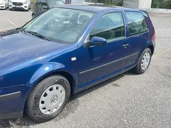 Blau Gebraucht 1999 VW Golf IV Basis Kleinwagen | 3.700 € (Teuer)
