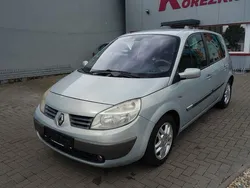 Silber Gebraucht 2004 Renault Scénic II Privilege Van / Kleinbus | 949 € (Superpreis)
