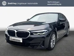 Saphirschwarz metallic Gebraucht 2023 BMW 520 Sport Line Limousine | 39.990 € (Guter Preis)