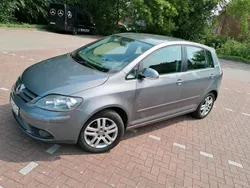 Grau Gebraucht 2006 VW Golf Plus Goal Van / Kleinbus | 3.145 € (Fairer Preis)