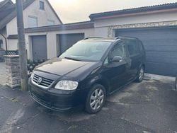 Schwarz Gebraucht 2006 VW Touran Trendline Van / Kleinbus | 1.099 € (Guter Preis)