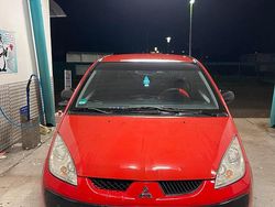 Rot Gebraucht 2005 Mitsubishi Colt Kleinwagen | 1.600 €