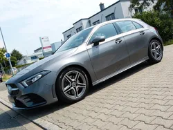 Grau Gebraucht 2019 Mercedes A220 AMG line Limousine | 24.490 € (Fairer Preis)