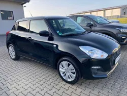 Schwarz Gebraucht 2018 Suzuki Swift Comfort Limousine | 8.950 € (Fairer Preis)