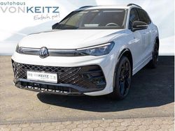 Pure white Neu 2025 VW Tiguan R-line SUV | 46.950 € (Fairer Preis)