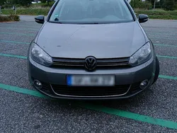 Grau Gebraucht 2011 VW Golf VI Style Limousine | 7.199 € (Etwas zu teuer)