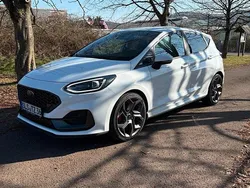 Weiß Gebraucht 2023 Ford Fiesta Performance Edition Kleinwagen | 22.500 € (Guter Preis)