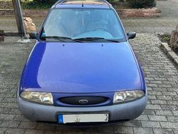 Blau Gebraucht 1996 Ford Fiesta Kleinwagen | 800 € (Fairer Preis)