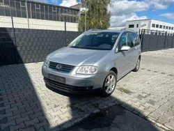 Grau Gebraucht 2004 VW Touran Van / Kleinbus | 1.200 € (Superpreis)