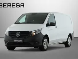 Weiß Gebraucht 2023 Mercedes Vito Van / Kleinbus | 32.820 € (Guter Preis)