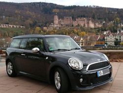 Schwarz Gebraucht 2014 Mini Cooper D Clubman Kombi | 8.150 € (Etwas zu teuer)