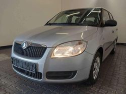 Silber Gebraucht 2009 Skoda Fabia Kleinwagen | 5.985 € (Teuer)