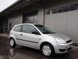 Polarsilber Gebraucht 2005 Ford Fiesta Viva X Kleinwagen | 695 € (Superpreis)