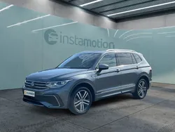 Grau Gebraucht 2024 VW Tiguan Allspace R-line SUV | 46.620 € (Fairer Preis)