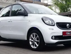 Schwarz Gebraucht 2019 Smart ForFour Basis Kleinwagen | 13.999 € (Etwas zu teuer)