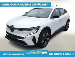 Gletscherweiss Gebraucht 2022 Renault Mégane Equilibre Limousine | 23.890 € (Superpreis)