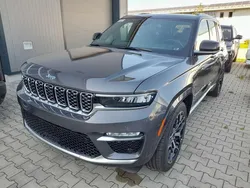 Baltic grey / schwarz Neu 2024 Jeep Grand Cherokee Summit SUV | 79.990 € (Guter Preis)