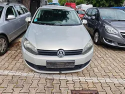 Gold Gebraucht 2010 VW Golf VI Trendline Kombi | 1.949 € (Guter Preis)