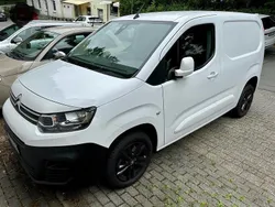 Weiß Gebraucht 2019 Citroën Berlingo Van / Kleinbus | 14.999 € (Fairer Preis)