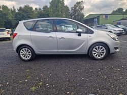 Lichtsilber Gebraucht 2015 Opel Meriva Style Van / Kleinbus | 5.990 € (Guter Preis)