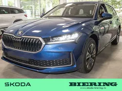 Blau Neu 2025 Skoda Superb Selection Kombi | 42.590 € (Guter Preis)