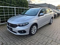 Silber Gebraucht 2017 Fiat Tipo Lounge Kombi | 5.000 € (Superpreis)
