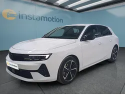 Weiß Gebraucht 2024 Opel Astra Limousine | 25.449 € (Fairer Preis)