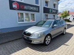 Grau Gebraucht 2013 Skoda Octavia Elegance Kombi | 9.499 € (Fairer Preis)