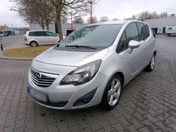 Grau Gebraucht 2011 Opel Meriva Van / Kleinbus | 7.499 €