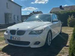 Weiß Gebraucht 2009 BMW 550 Kombi | 18.000 €