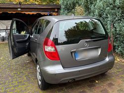 Silber Gebraucht 2012 Mercedes A160 Limousine | 6.800 €