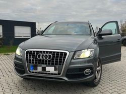 Grau Gebraucht 2011 Audi Q5 SUV | 13.000 € (Fairer Preis)
